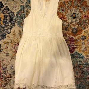 white lace dress